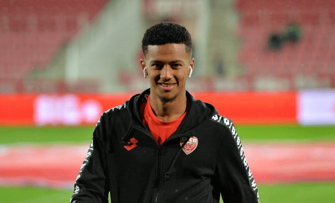 波鸿降级边缘换帅迎来首胜曙光  