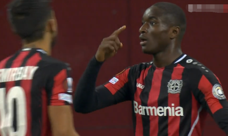  药厂勒沃库森双线作战仍保持不败  