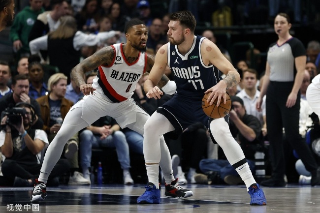  开拓者利拉德达成三分球里程碑  