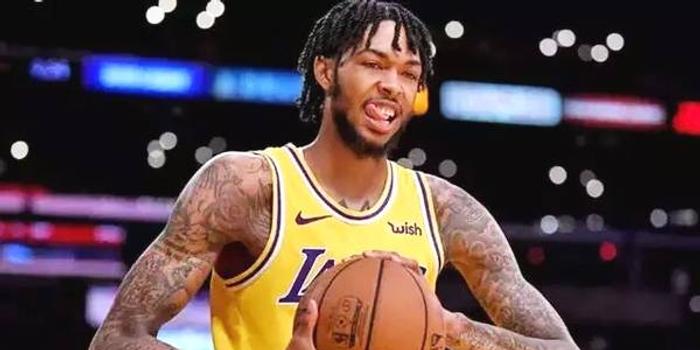  瓦兰丘纳斯25+18，鹈鹕加时险胜送开拓者四连败  